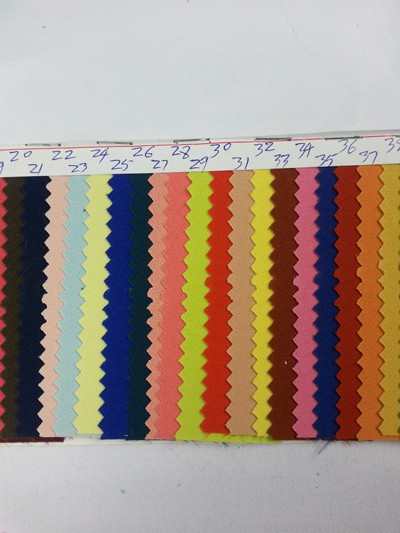 HK-XGFG 滌綸彈力梳織平紋加厚運動布 SA028 側面照